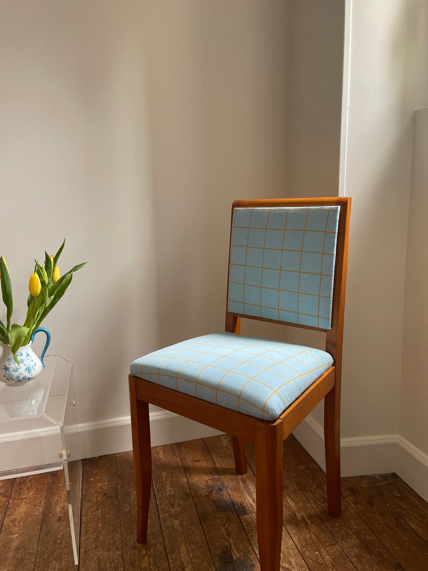 Chaise vintage tissu carreaux Ohmabergere