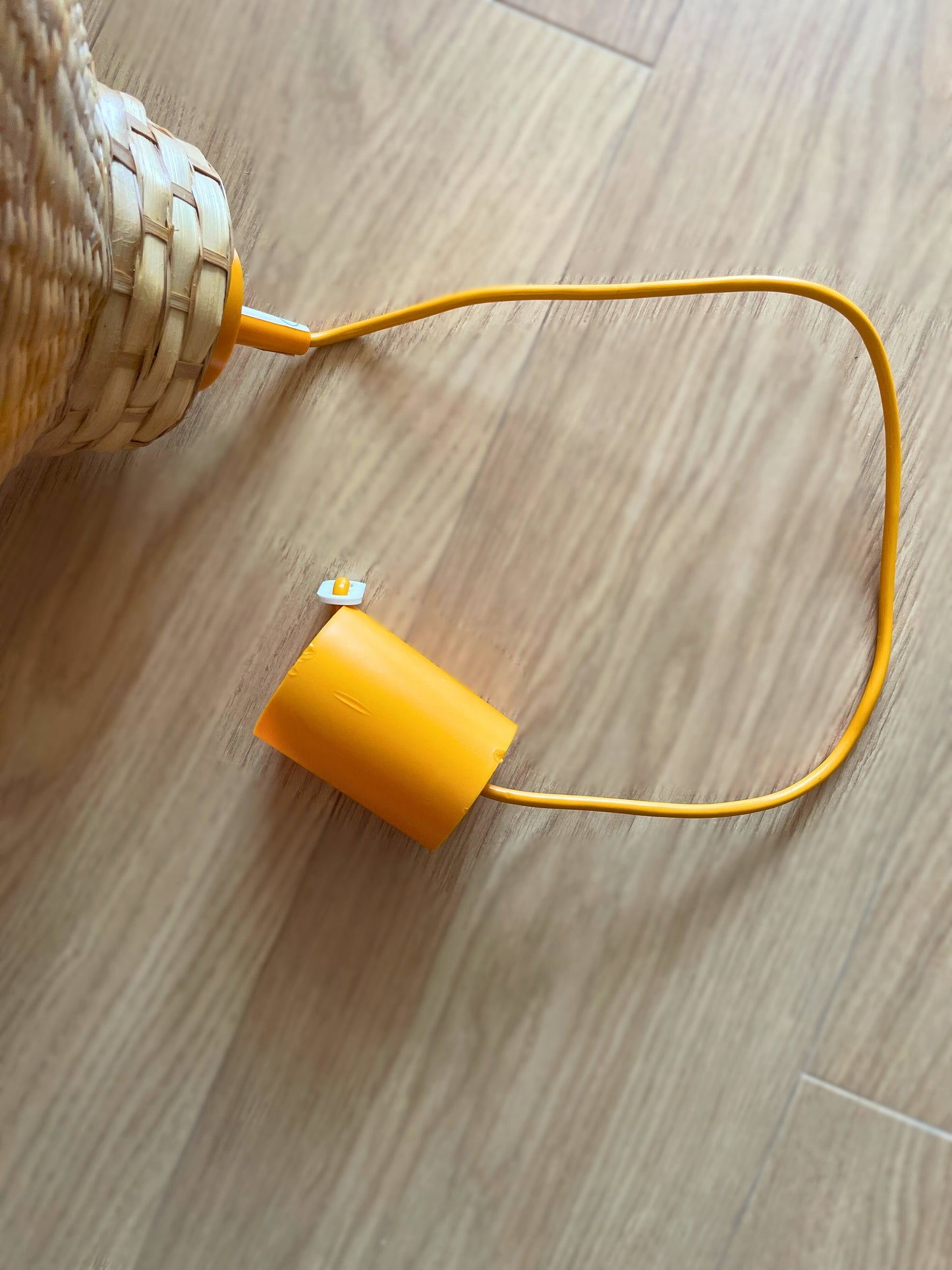 Suspension en osier Ohmabergere