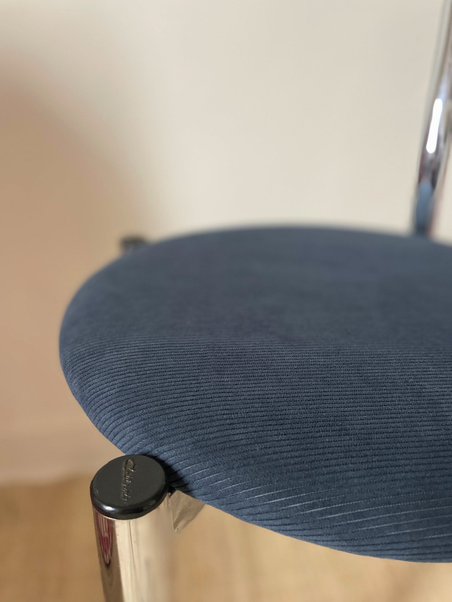 Chaise chromé Calligaris Ohmabergere
