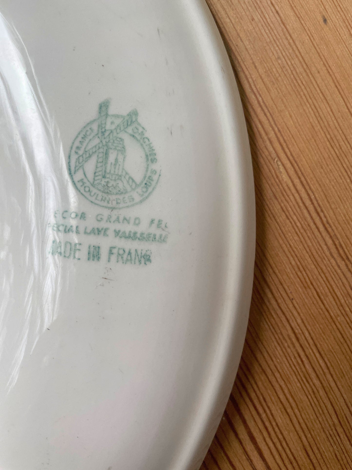 Assiettes et plat à huitres barbotine vintage Ohmabergere