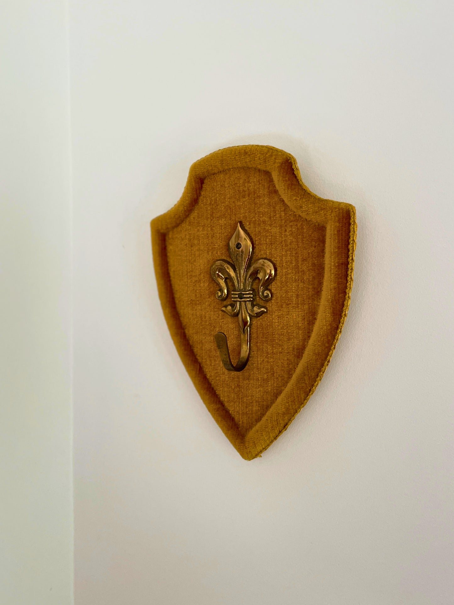 Patère fleur de lys Ohmabergere