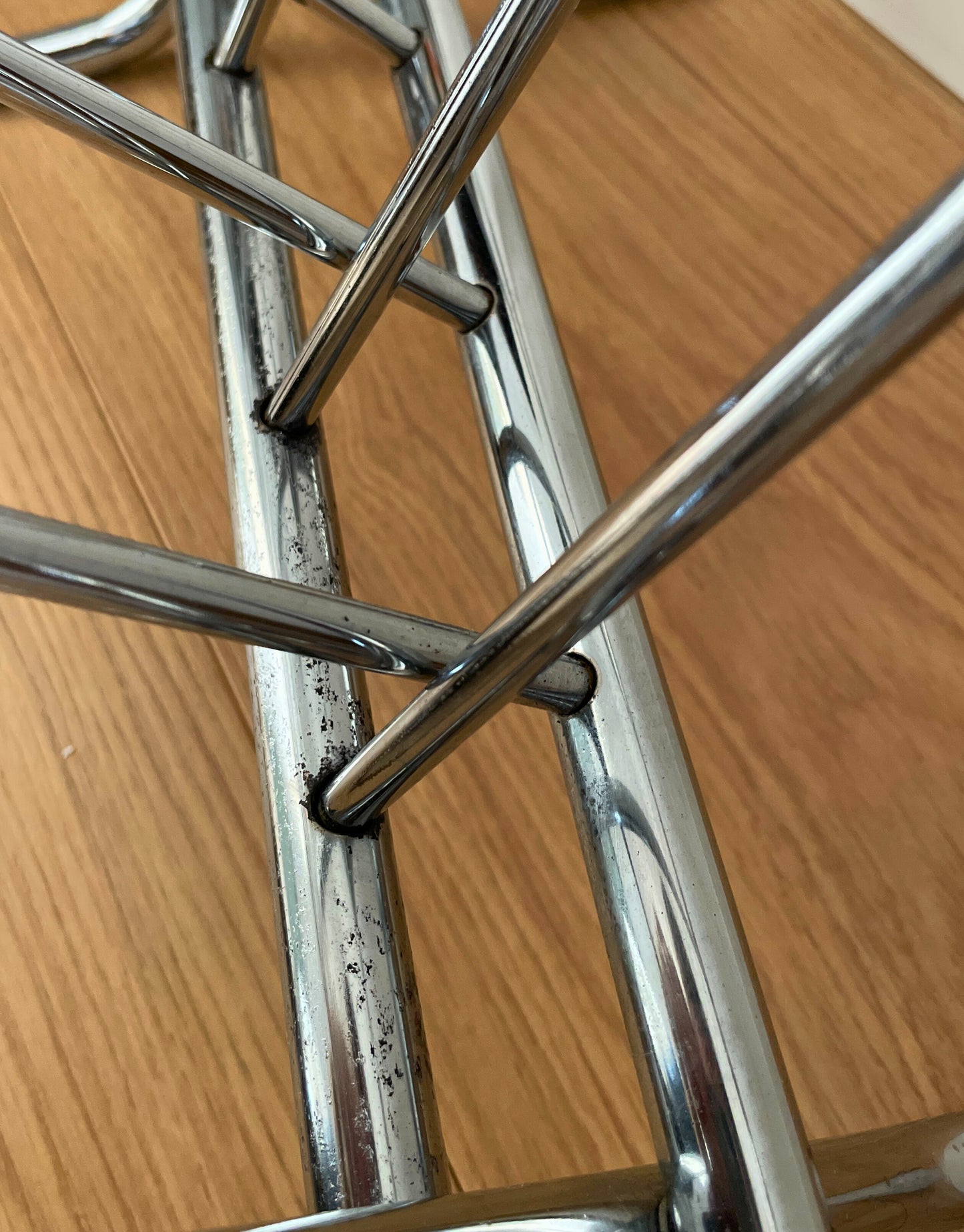 Porte revue chromé vintage Ohmabergere