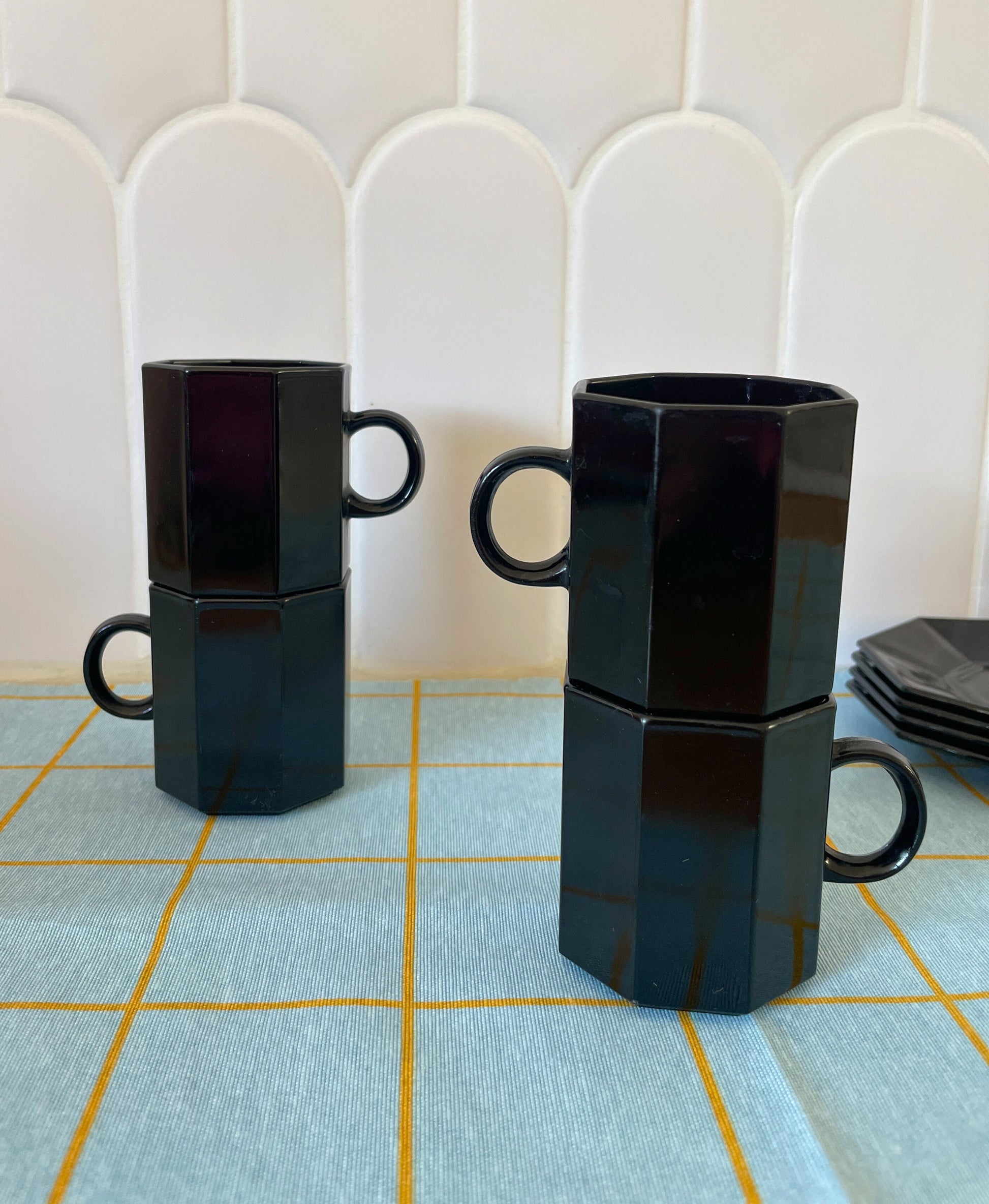 Set de 4 tasses à café vintage Ohmabergere