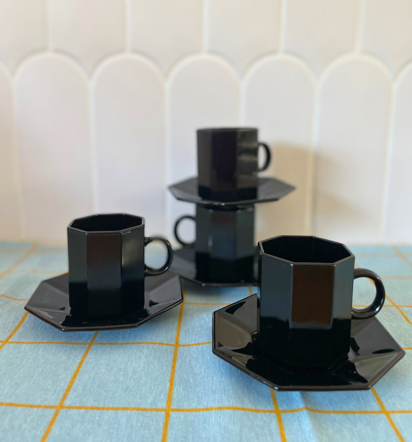 Set de 4 tasses à café vintage Ohmabergere