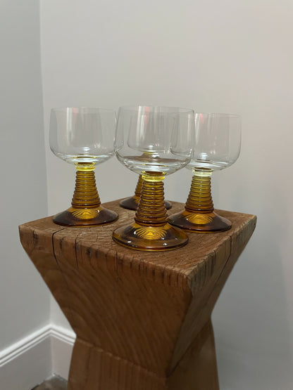 Set de 4 verres à vin ambrés vintage Ohmabergere