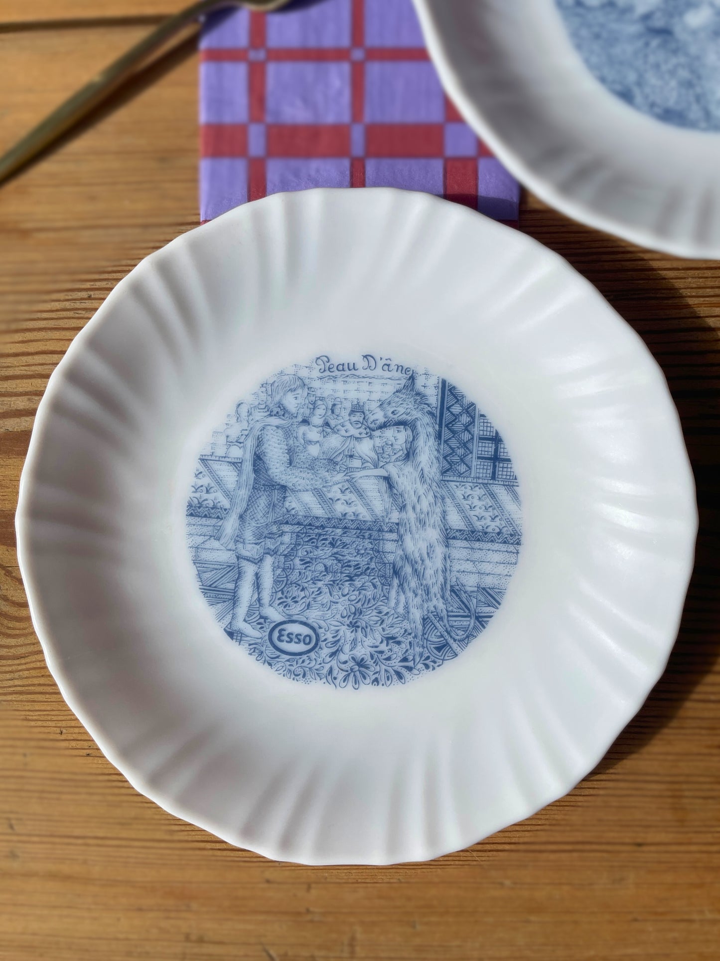 Duo assiettes publicitaires Esso Ohmabergere