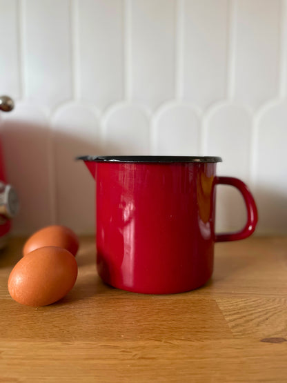 Pichet tôle émaillée rouge Ohmabergere